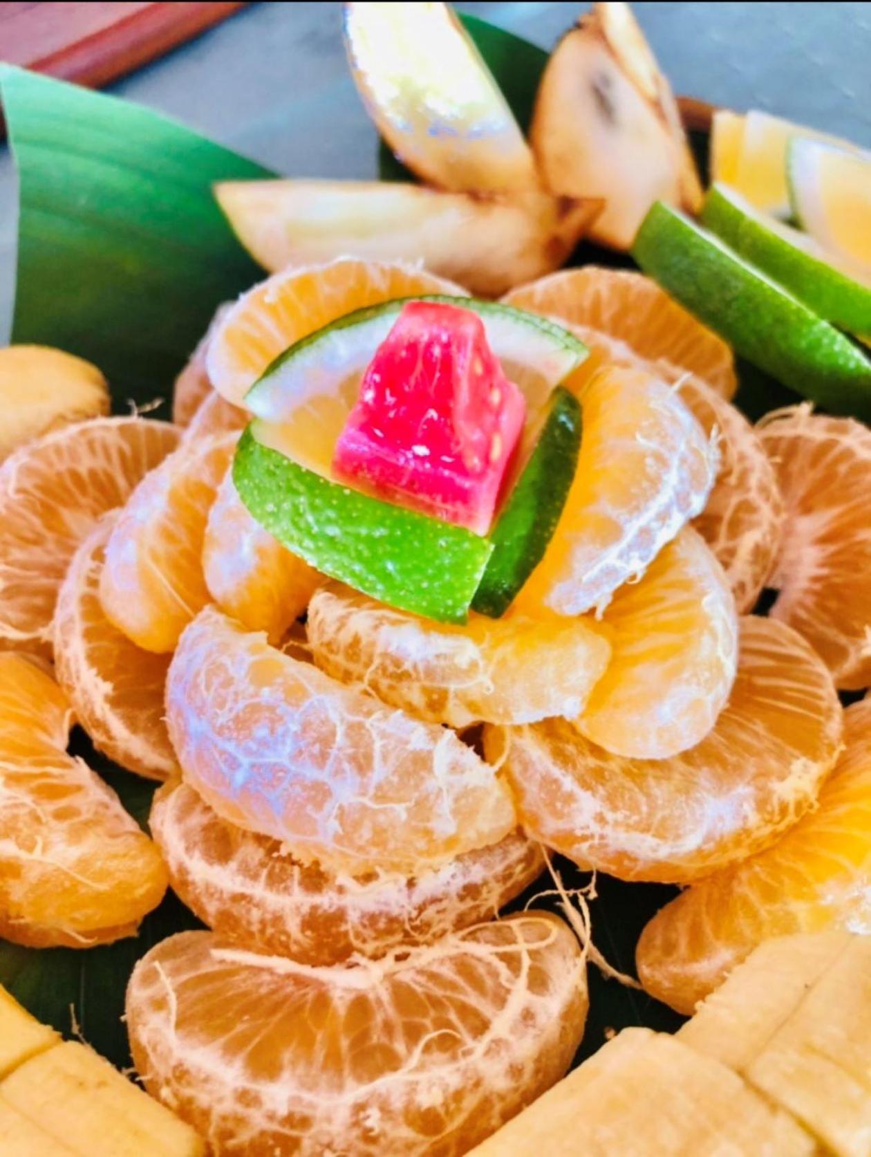 Apaula Heights Lounge Bed & Breakfast อาเพีย ภายนอก รูปภาพ