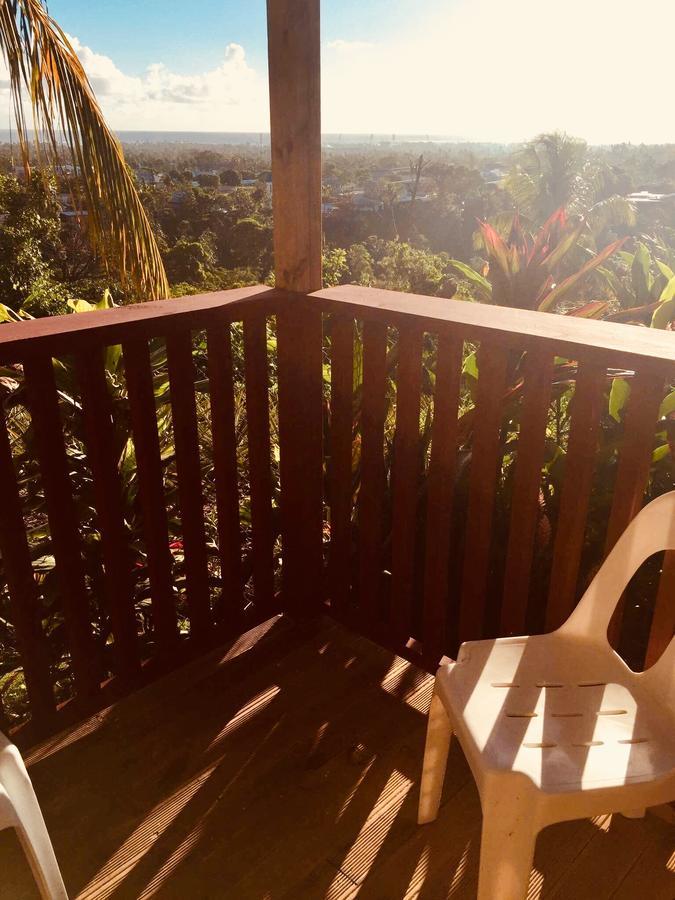 Apaula Heights Lounge Bed & Breakfast อาเพีย ภายนอก รูปภาพ