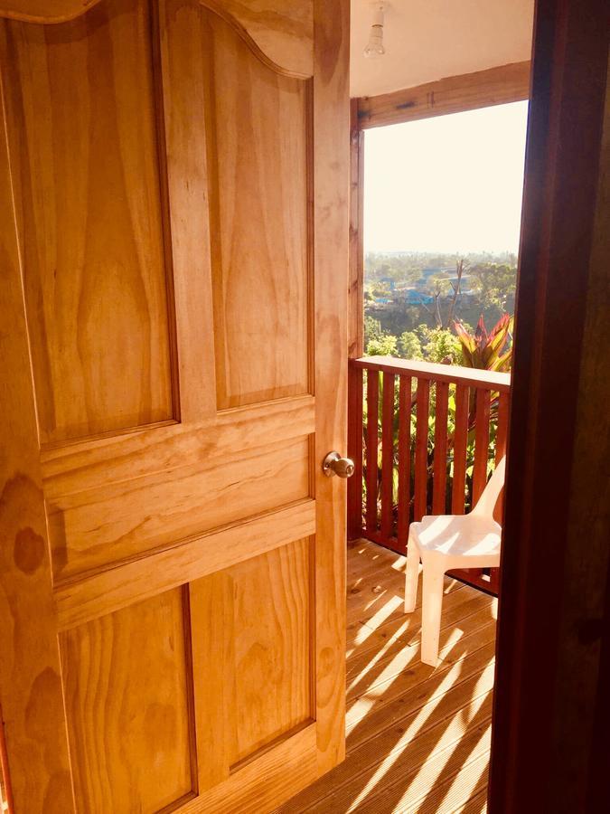 Apaula Heights Lounge Bed & Breakfast อาเพีย ภายนอก รูปภาพ